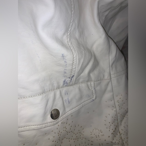 Jacket - Picture 4 of 8